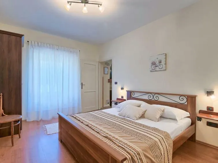 Ferienwohnung Apartman Sani Pula Apartment